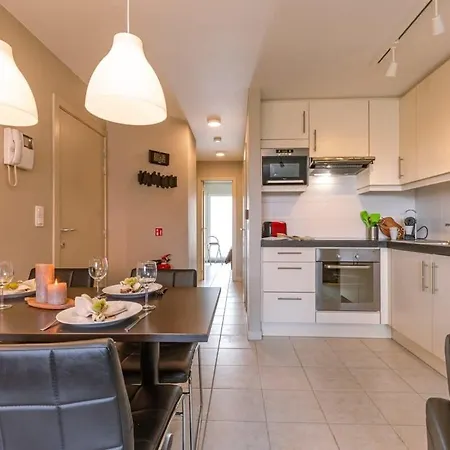 Huswell - The Perfect Getaway Family With Terrace *