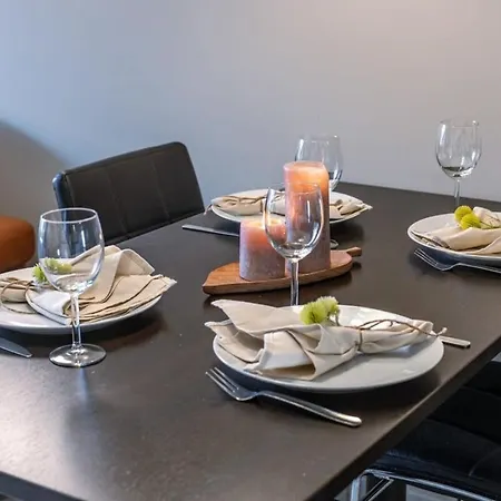 Huswell - The Perfect Getaway Family With Terrace *