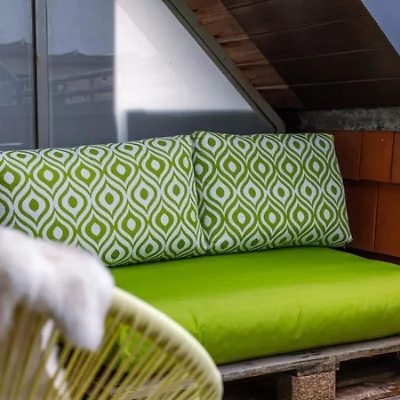 Huswell - The Perfect Getaway Family With Terrace